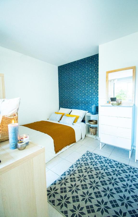 Ferienwohnung Studio Charmant Cergy Le Haut Au Pied De La Gare ! Parking Prive ! Exterior foto